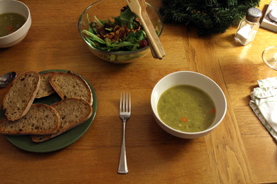 Gingery split pea soup with coriander